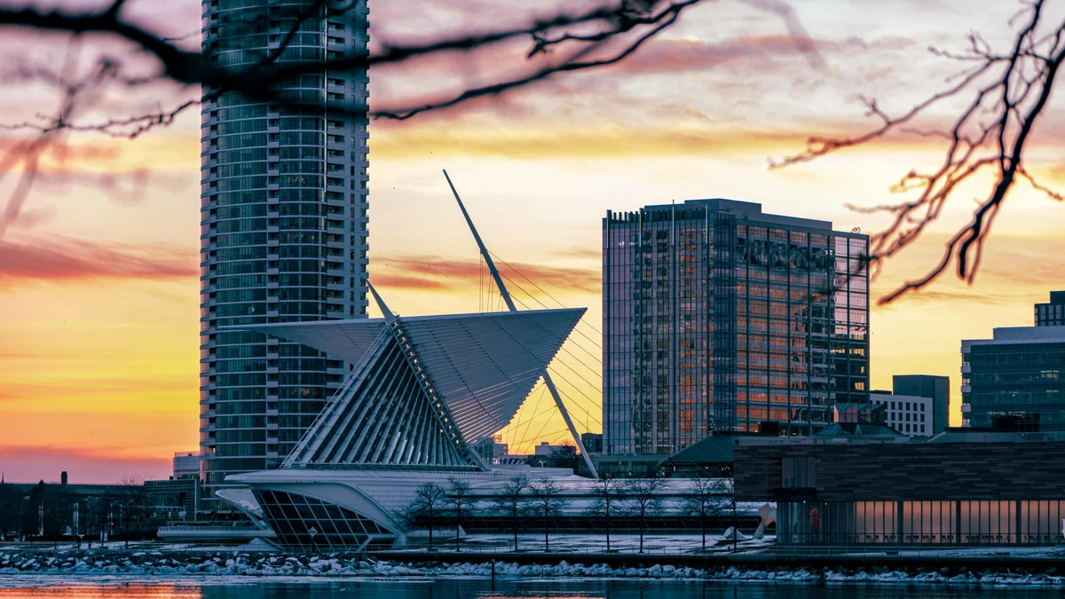 GalaxyCon Milwaukee 2026 convention cover photo