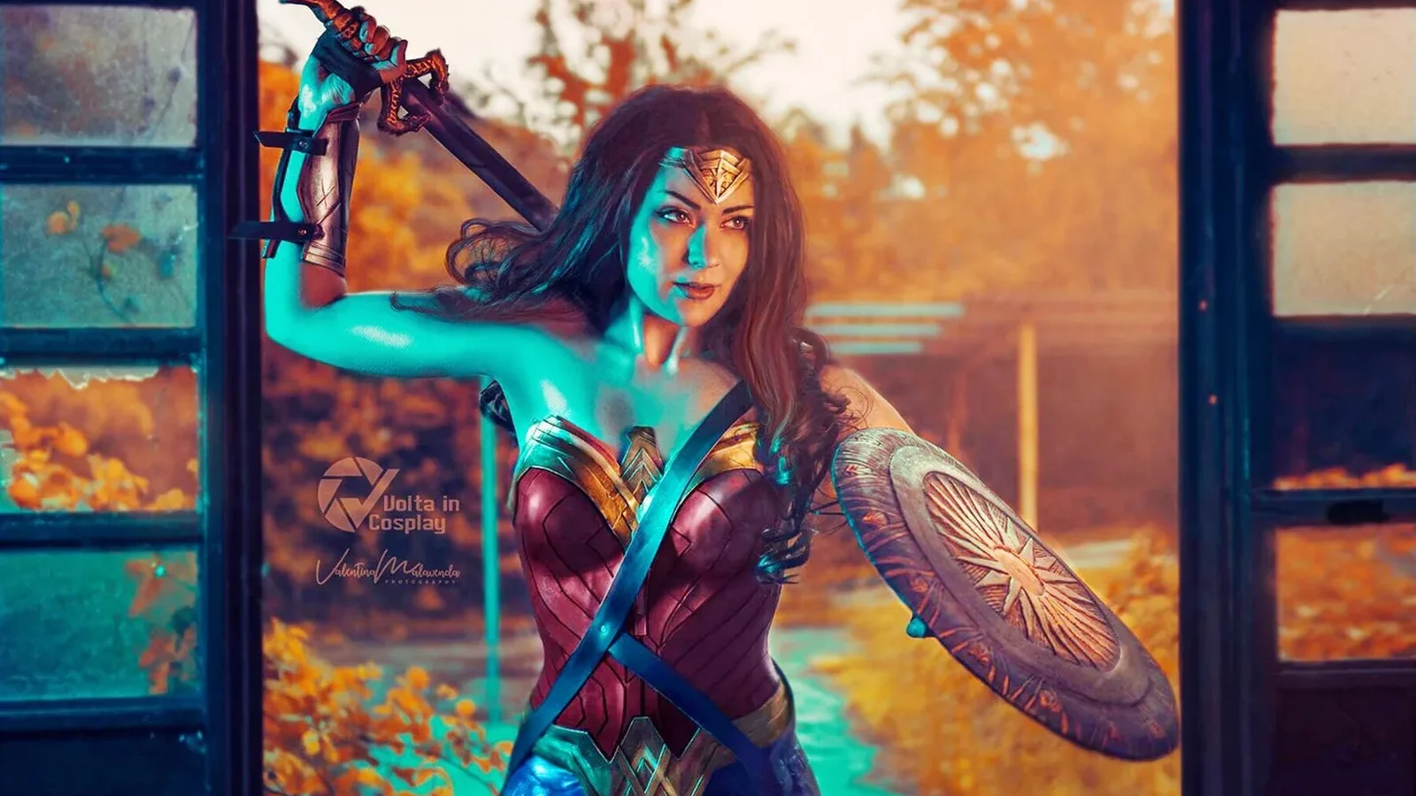 Wonder Woman cosplay build from DC Comics