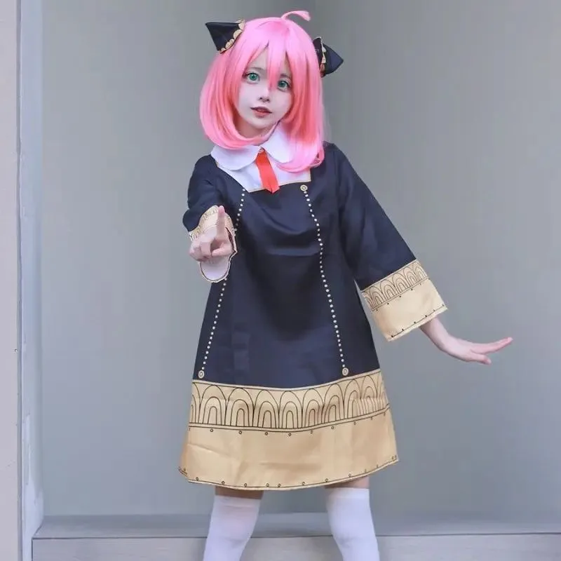 Anya Forger cosplay adult reference