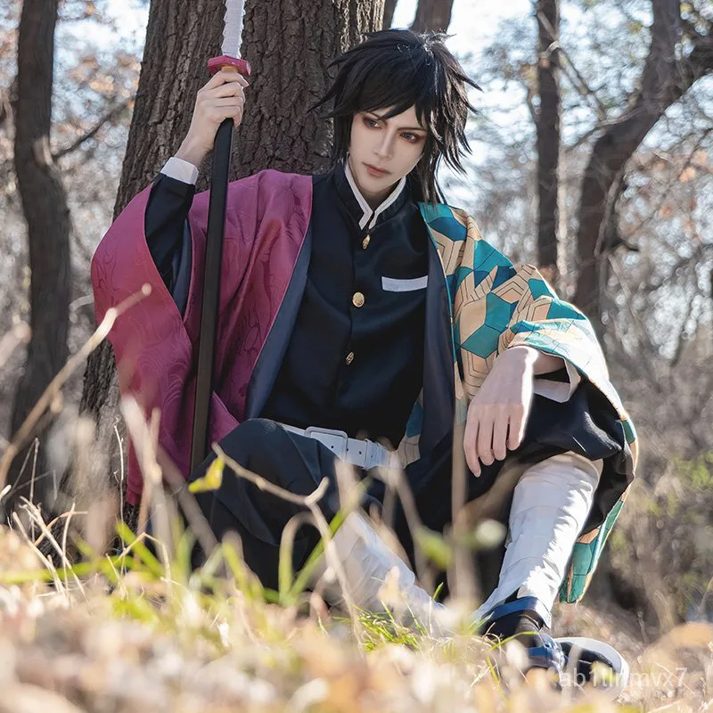 Giyu Tomioka cosplay half haori reference