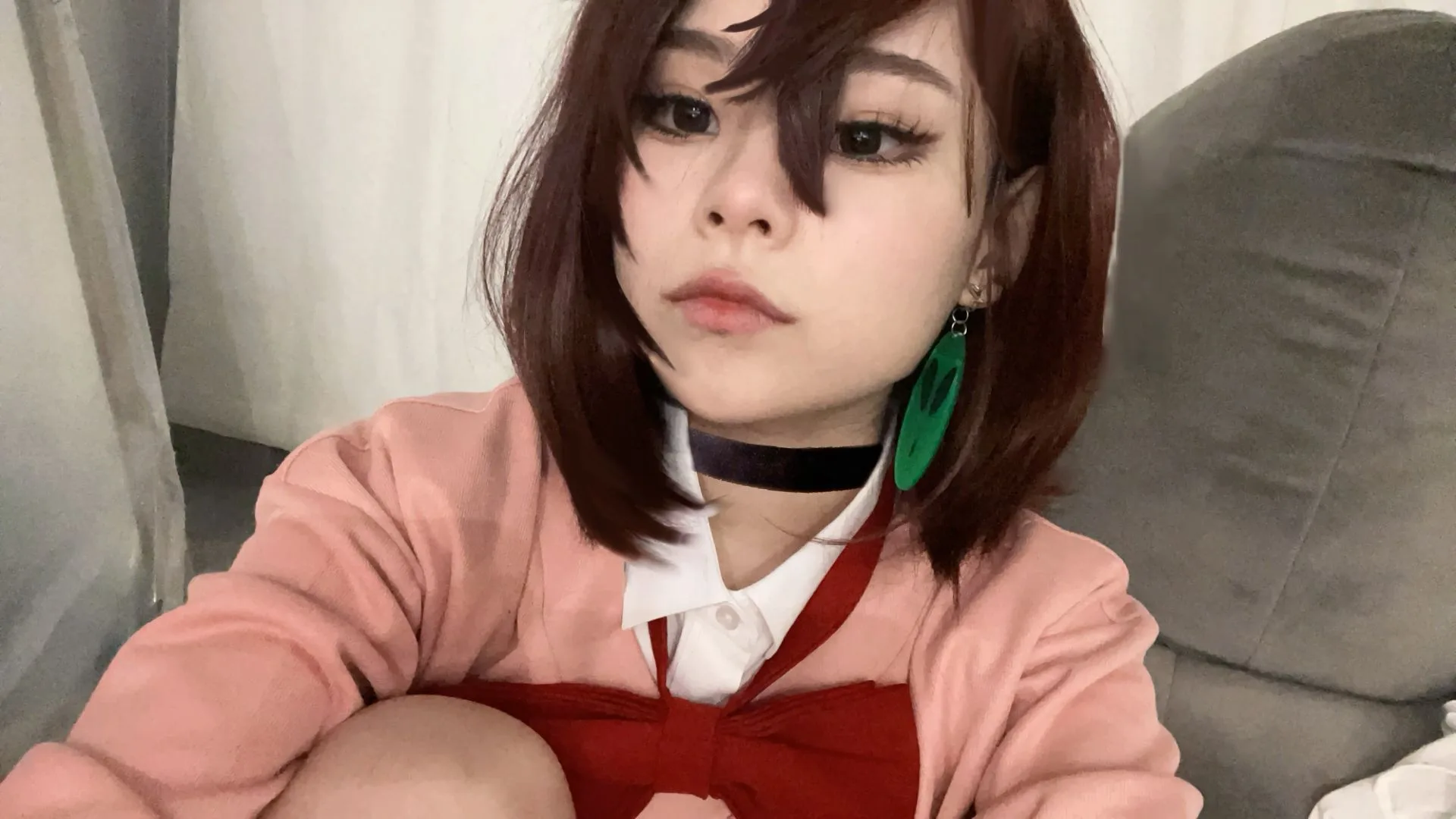 Momo Ayase Dandadan cosplay reference