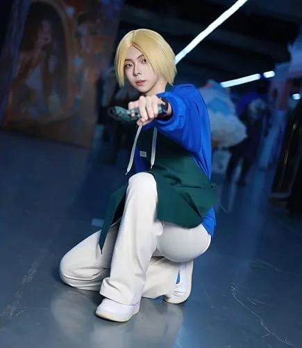 Shin Asakura cosplay blue hoodie white pants blond reference